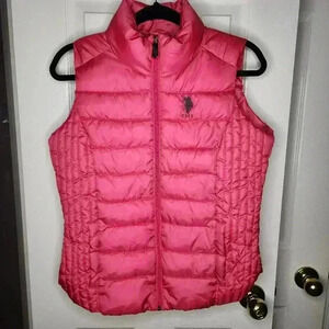 U.S. Polo Assn. Women's Pink Comfy Cozy Warm Winter Puffy Outdoor Vest Medium